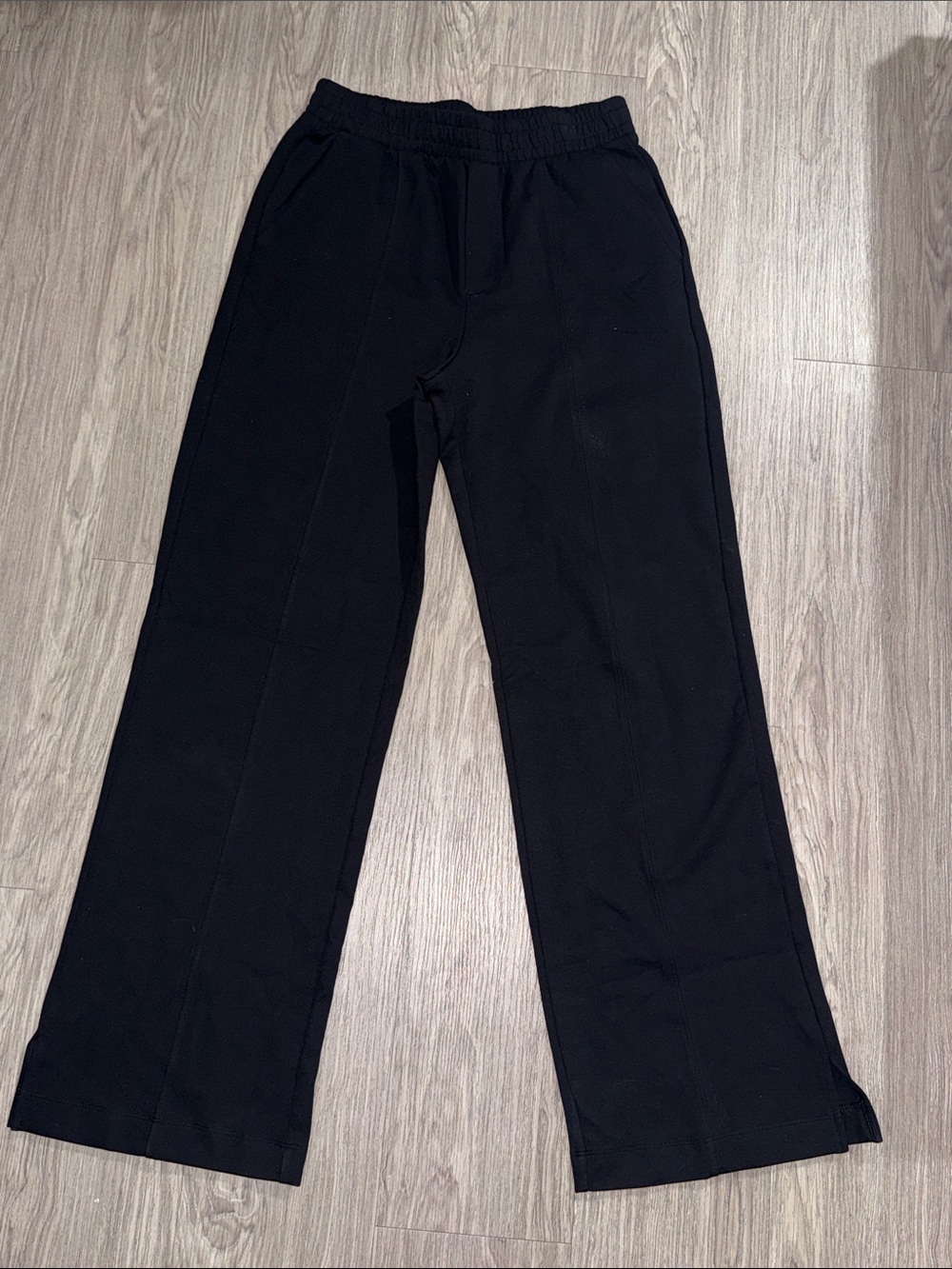 Old Navy Black High-Rise Dynamic Fleece Wide-Leg Pants Size M